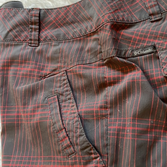 Columbia Long Shorts Printed Nylon, Size 8w 13L - Picture 11 of 13